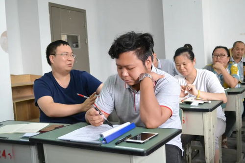 教學、管理、服務三位一體 文化素養在美術輔導服務中的重要性